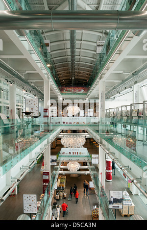 Eataly, Rom. Italian Food Emporium und Restaurants. Das ehemalige Terminal Ostiense. Rom, Italien Stockfoto