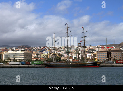 Santa Cruz De Tenerife, Spanien, die Stad Amsterdam niederländischen Segelschiff im Hafen Stockfoto