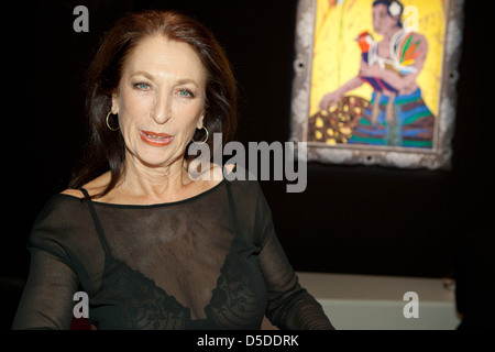 Daniela Ziegler, bei der Premiere von "Kein Pardon – Das Musical" im Capitol Theater Düsseldorf - 12.11.2011 Stockfoto