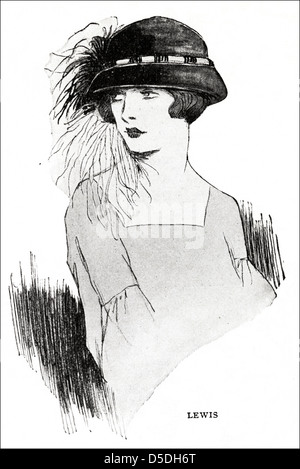 Paris Fashion von 1923 von Designer Lewis. Schwarzer samt Hut mit gerollten Rand getrimmt mit schwarzen Galon über weißen samt & schwarzen und weißen Federn Aufsprühen auf die Schulter. Original Vintage Illustration aus einem Frauen-Magazin der Zeit. Stockfoto