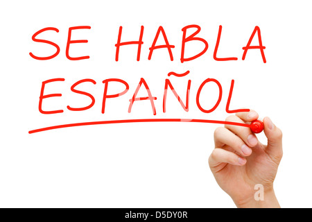 Handschrift Se Habla Espanol mit roten Markierung auf transparente wischen. Stockfoto