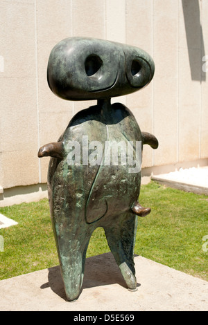 "Personnage' - eine Skulptur in Joan Miro Stiftung - The Zentrum für zeitgenössische Kunst Studien Stockfoto