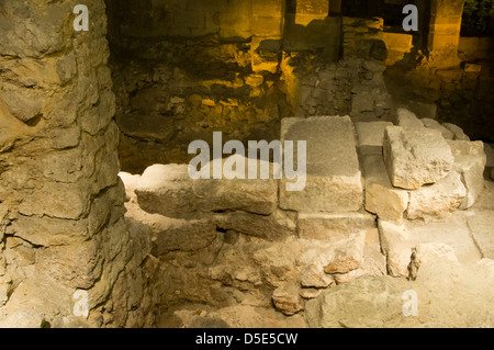 Gallo-römische Ruinen in die archäologische Krypta Paris Notre-Dame, Paris, Frankreich Stockfoto