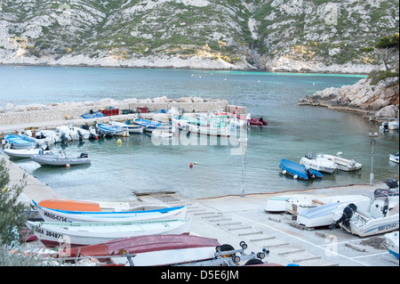 Einlass in den Calanques bei Marseille, Frankreich Stockfoto