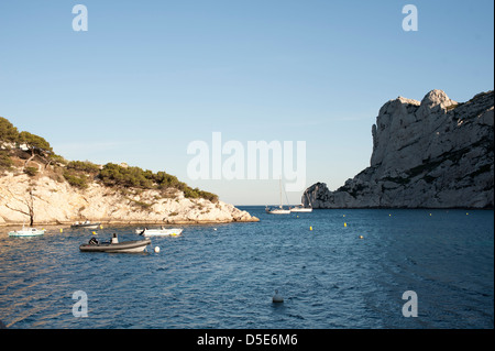 Einlass in den Calanques bei Marseille, Frankreich Stockfoto