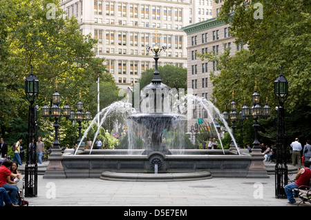 Der Brunnen im City Hall Park in New York City Stockfoto