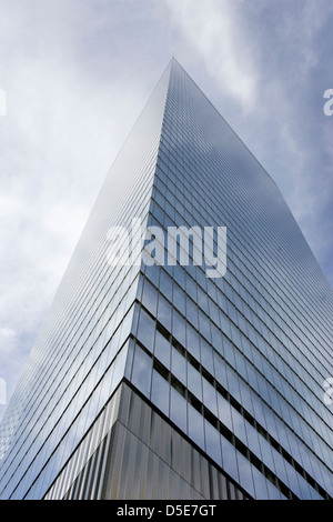 Das World Financial Center Plaza in Brookfield Platz, Bürogebäuden gegen den blauen Himmel und Wolken Stockfoto