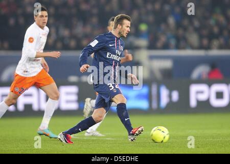 29.01.2013. Paris, Frankreich.   David Beckham PSG am ball. Französischen Liga einen Fußball. Paris Saint-Germain gegen Montpellier. Stockfoto