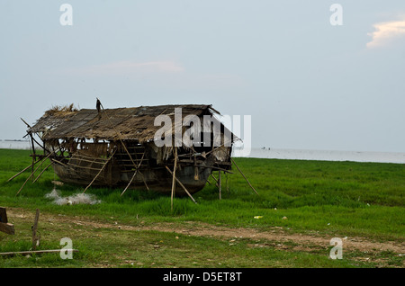 Sonnenuntergang am Kampong Khleang, Tonle Sap See, Kambodscha Stockfoto