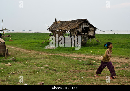 Sonnenuntergang am Kampong Khleang, Tonle Sap See, Kambodscha Stockfoto