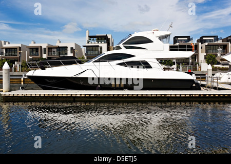 Melbourne Australien / Luxus Yachthafen und Wohnungen in Melbourne Docklands Bereich Melbourne Victoria Australien. Stockfoto