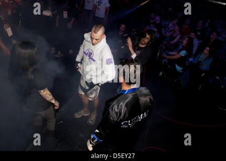 MMA Fighting Championship 2013 Rom, das Spiel zwischen Mohamed Byadi Simo (Global Martial Gladiatoren) und Gabriele Nanosetti. Stockfoto