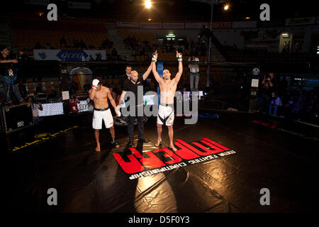 MMA Fighting Championship 2013 Rom, das Spiel zwischen Mohamed Byadi Simo (Global Martial Gladiatoren) und Gabriele Nanosetti. Stockfoto