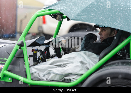 Ein Autorennen rund um Schloss Combe Rennstrecke auf den Bristol Motor Club Great Western Sprint 2013. Stockfoto
