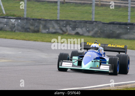 Ein Autorennen rund um Schloss Combe Rennstrecke auf den Bristol Motor Club Great Western Sprint 2013. Stockfoto