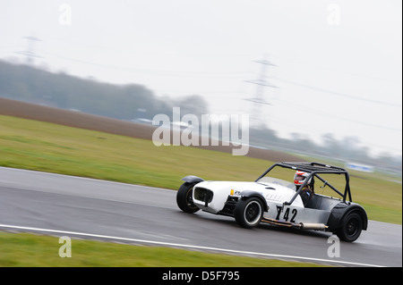 Ein Autorennen rund um Schloss Combe Rennstrecke auf den Bristol Motor Club Great Western Sprint 2013. Stockfoto