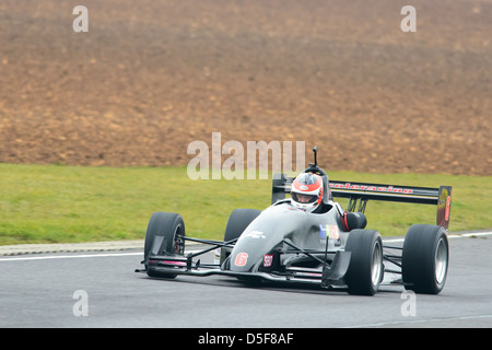 Ein Autorennen rund um Schloss Combe Rennstrecke auf den Bristol Motor Club Great Western Sprint 2013. Stockfoto