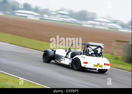 Ein Autorennen rund um Schloss Combe Rennstrecke auf den Bristol Motor Club Great Western Sprint 2013. Stockfoto