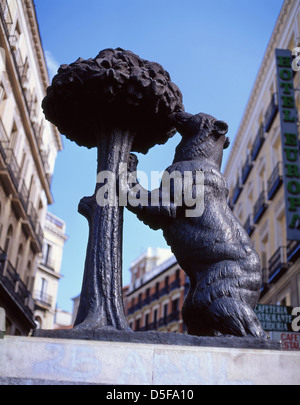 Bär und die Madroño-Statue, Puerta del Sol, Centro, Madrid, Königreich Spanien Stockfoto