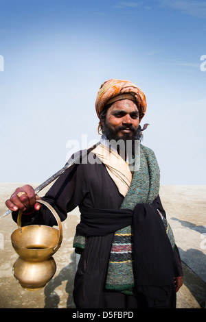 Porträt von Sadhu in Kumbha Mela, Allahabad, Uttar Pradesh, Indien Stockfoto