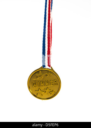 Gold Medaille Sieger Anhänger auf weißem Hintergrund Stockfoto