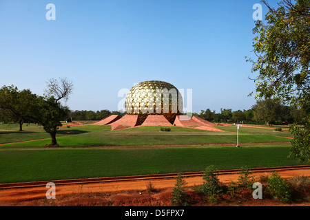 Auroville Matrimandir in Tamil Nadu. Stockfoto