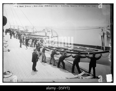 Leben Boot Bohrer, Holland America Line - setzen Boote über die Seite (LOC) Stockfoto