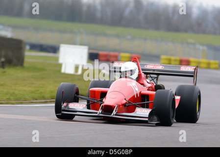 Ein Autorennen rund um Schloss Combe Rennstrecke auf den Bristol Motor Club Great Western Sprint 2013. Stockfoto
