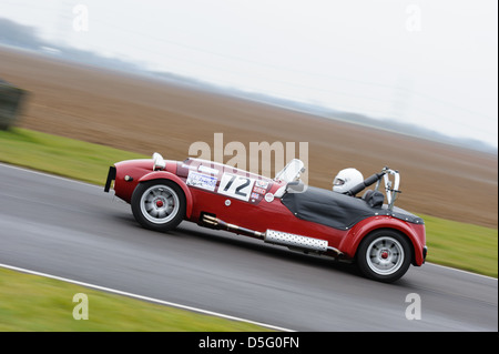 Ein Autorennen rund um Schloss Combe Rennstrecke auf den Bristol Motor Club Great Western Sprint 2013. Stockfoto