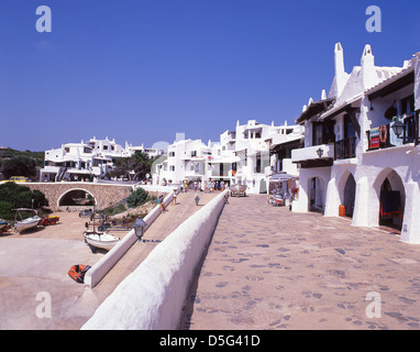 Weiß gekalkt Angeln Dorfentwicklung von Binibeca, Menorca, Balearen, Spanien Stockfoto