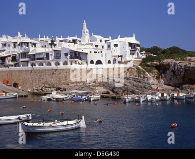 Weiß gekalkt Angeln Dorfentwicklung von Binibeca, Menorca, Balearen, Spanien Stockfoto