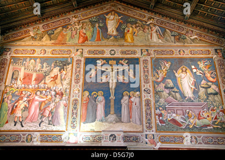 Die Kreuzigung von Taddeo Gaddi. Fresko in der Sakristei Basilika von Santa Croce Florenz Italien Stockfoto