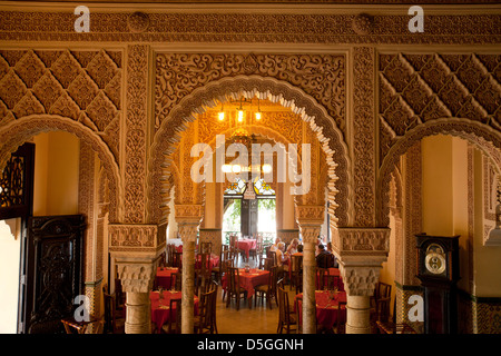 die maurischen Palacio de Valle oder Valle Palace in Punta Gorda, Bahía de Cienfuegos, Cienfuegos, Kuba, Caribbean Stockfoto