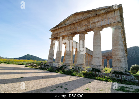Der dorische Tempel von Segesta, Sizilien, Italien. Stockfoto
