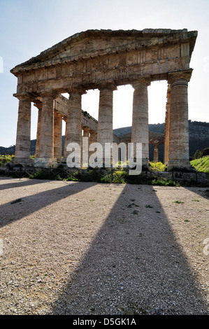 Der dorische Tempel von Segesta, Sizilien, Italien. Stockfoto