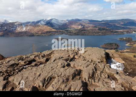 Ansicht Westen von Walla Crag über Derwent Water in Richtung Grisedale Pike, Lake District Cumbria UK. Stockfoto