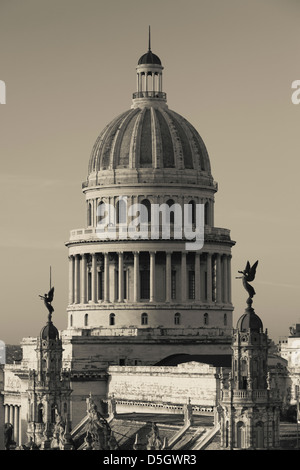 Kuba, Havanna, Havanna Vieja, das Capitolio Nacional, dawn Stockfoto