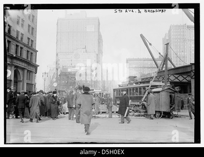 5th Avenue und Broadway (LOC) Stockfoto