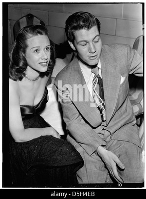 [Porträt von Fran Warren und Gene Williams, Hotel Pennsylvania(?), New York, N.Y., ca. Oktober 1947] (LOC) Stockfoto