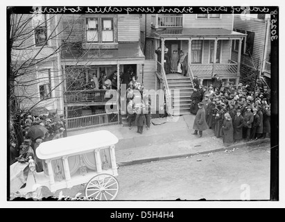 Körper von Dago Frank durchgeführt um Leichenwagen (LOC) Stockfoto