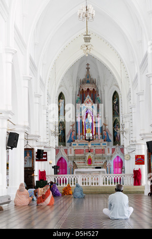 Im Inneren unserer lieben Frau von Lösegeld Kirche in Kanyakumari Süd-Indien Stockfoto
