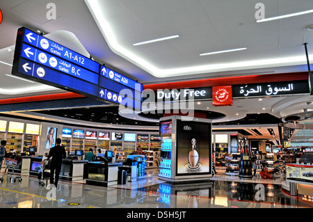 Dubai duty free Shops internationaler Flughafen Dubai Vereinigte Arabische Emirate Stockfoto