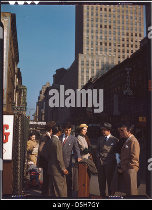 [Porträt von Joe Marsala, Adele Girard und Toots Thielemans, 52nd Street, New York, N.Y., ca. 1948] (LOC) Stockfoto