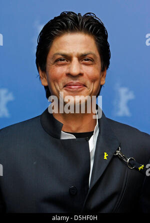 Indischer Schauspieler Shah Rukh Khan besucht den Fototermin des Films "Der Ghostwriter" bei der 60. Berlinale Internationalen Filmfestspiele in Berlin, Deutschland, 12. Februar 2010. Das Festival dauert bis 21 Februar 2010. Foto: Hubert Boesl Stockfoto