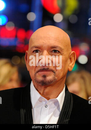 Britischer Schauspieler Sir Ben Kingsley kommen für die Premiere des Films "Shutter Island", das Festival läuft, aber nicht im Wettbewerb um den Goldenen Bären bei der 60. Berlinale Internationalen Filmfestspiele in Berlin, Deutschland, am Samstag, 13. Februar 2010. Das Festival dauert bis 21 Februar 2010. Foto: Soeren Stache Dpa/lbn Stockfoto