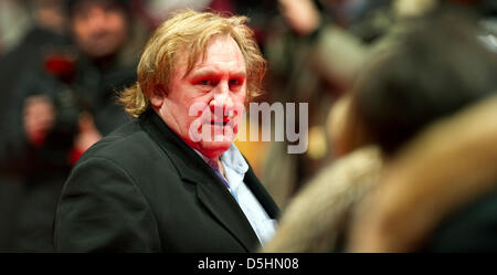 Französischer Schauspieler Gérard Depardieu kommt für die Premiere des Films "Mammuth" läuft im Wettbewerb bei der 60. Berlinale Internationalen Filmfestspiele in Berlin, Deutschland, Freitag, 19. Februar 2010. Das Festival läuft bis zum 21. Februar 2010. Foto: Arno Burgi Dpa/lbn Stockfoto