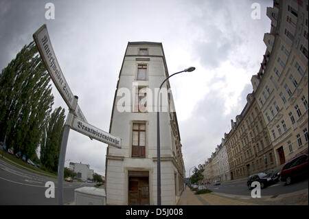 Blick auf das Eckgebäude an der Kreuzung Brautwiesen und Rauschwalder Straße in Görlitz, Deutschland, 13. September 2012. Görlitz verfügt über ein reiches architektonisches Erbe (Gotik, Renaissance, Barock, Historismus, Jugendstil), das im Gegensatz zu den meisten anderen historischen Städten     nie stark war während des zweiten Weltkrieges zerstört. Foto: Arno Burgi Stockfoto