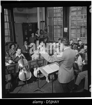 [Porträt Julius Grossman, ca. Juli 1947.] (LOC) Stockfoto