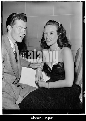 [Porträt von Fran Warren und Gene Williams, Hotel Pennsylvania(?), New York, N.Y., ca. Oktober 1947] (LOC) Stockfoto