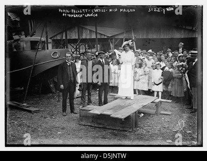 Porte - Hallett - Curtiss--Miss Masson--beim "America" Start (LOC) Stockfoto